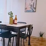 아파트 6 Minutes From Monaco Train Station 보솔레이
