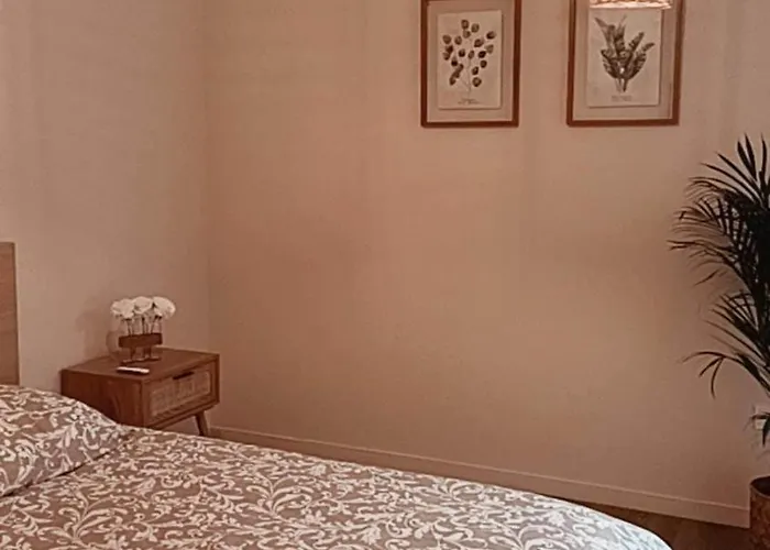 Appartement 6 Minutes From Monaco Train Station *